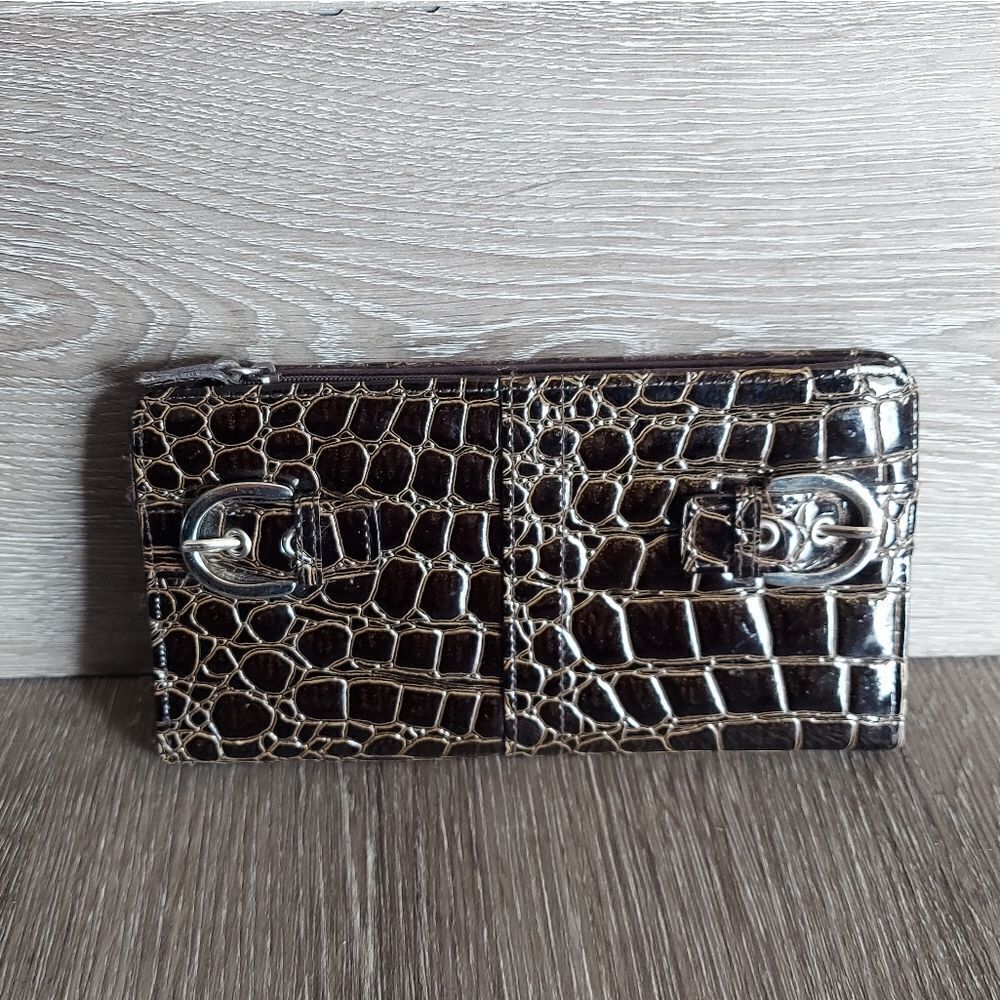 Brown Faux Leather Glossy Patent Crocodile Pattern Wallet